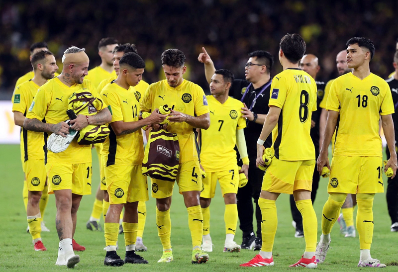 malaysia-tang-cuong-hoa-luc-truoc-tran-gap-viet-nam-bergson-va-gallifuoco-cho-nhap-tich