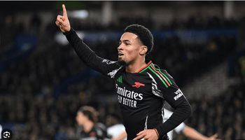 Arsenal coi chừng:  Ethan Nwaneri được 5 ông lớn chèo kéo